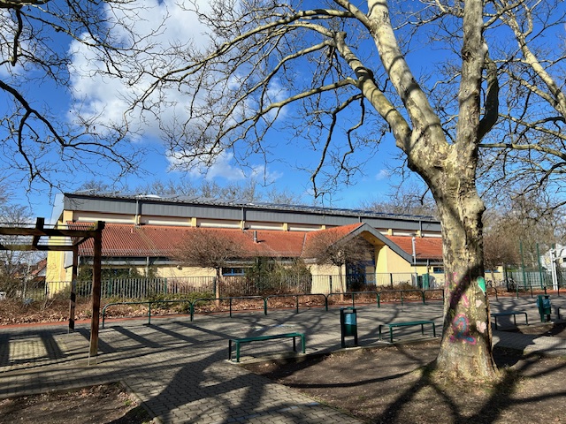 aussenansicht_turnhalle2.jpeg